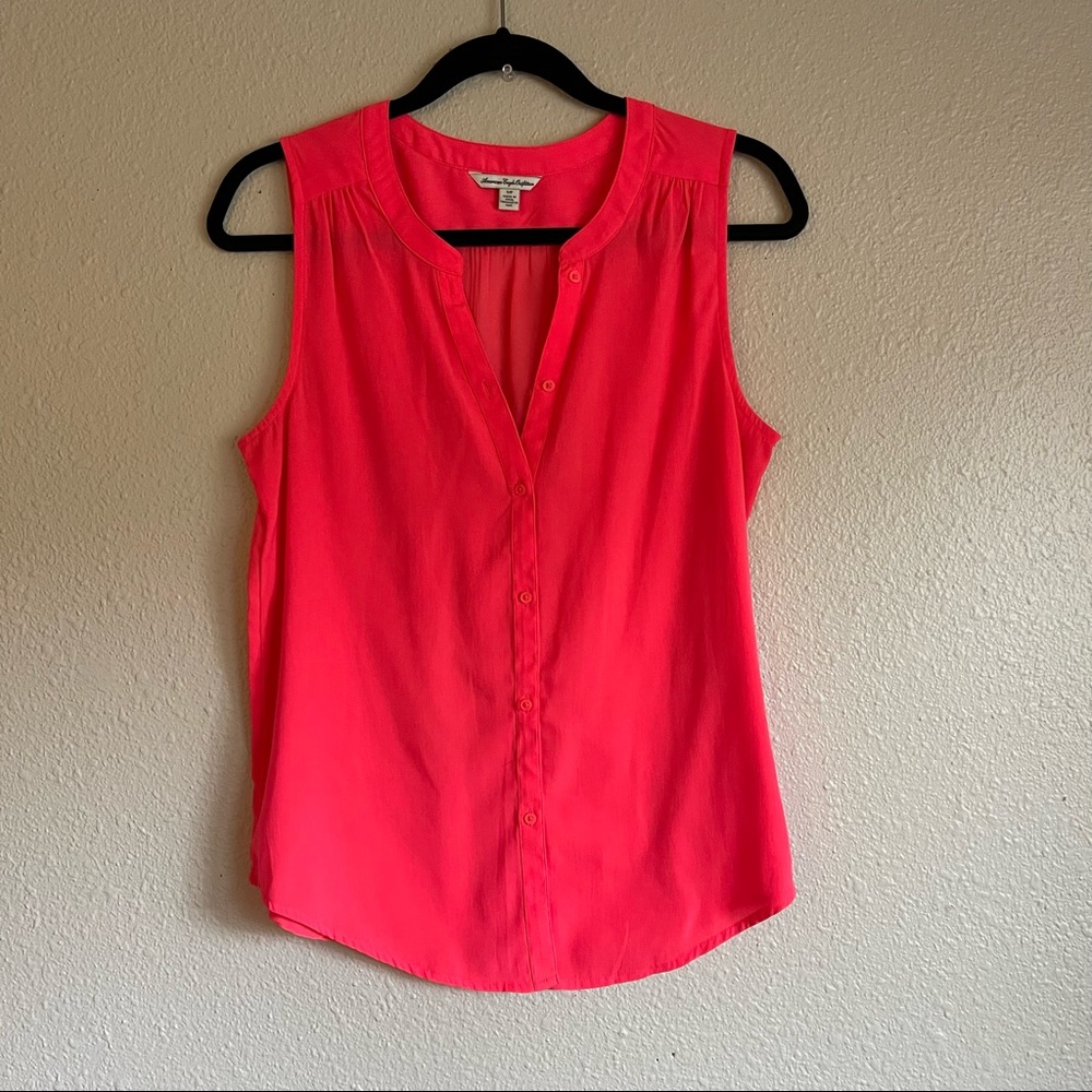 3/$20 🛍️ American Eagle Neon Blouse
